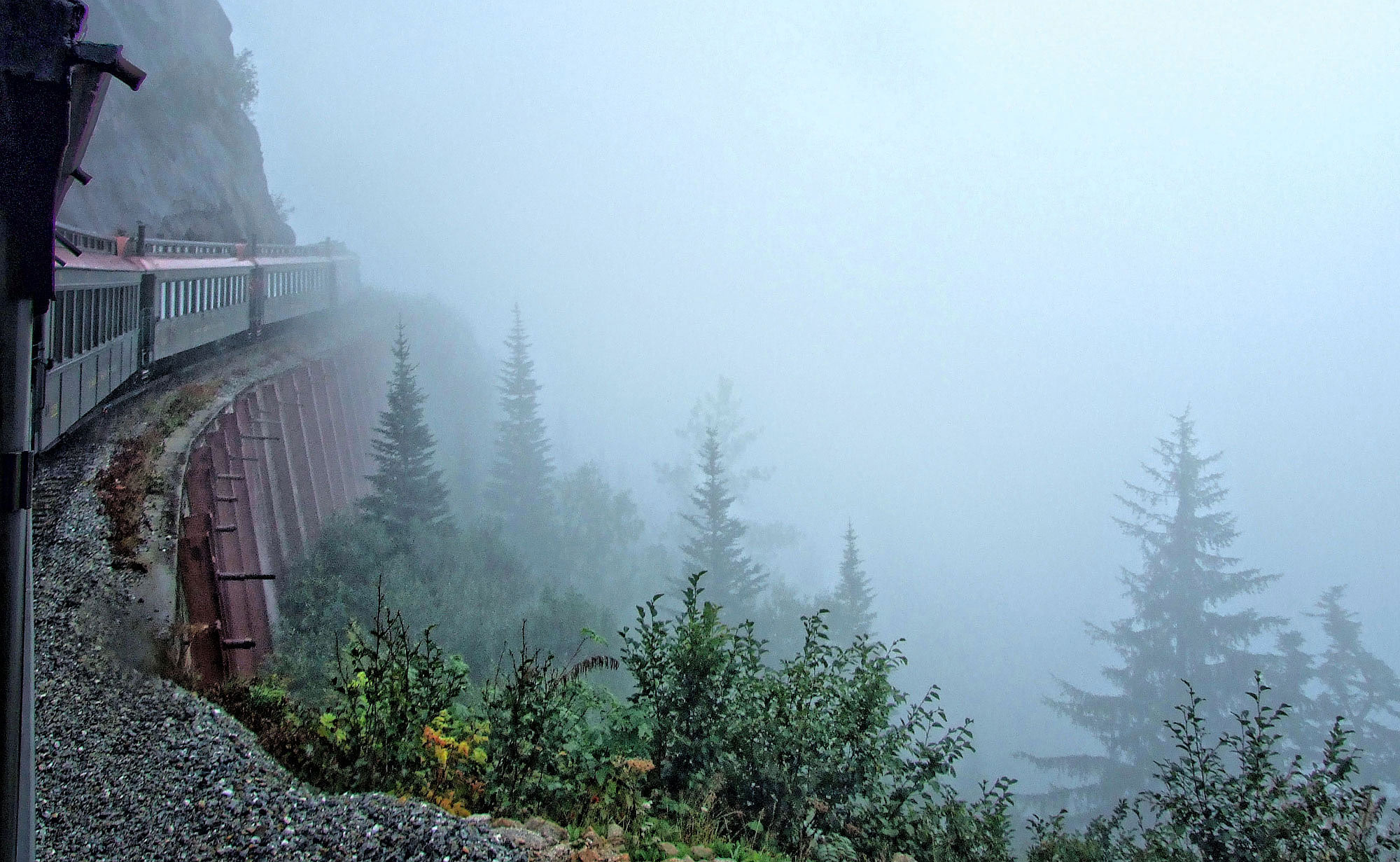 White Pass - průsmyk s železnicí do Skagway