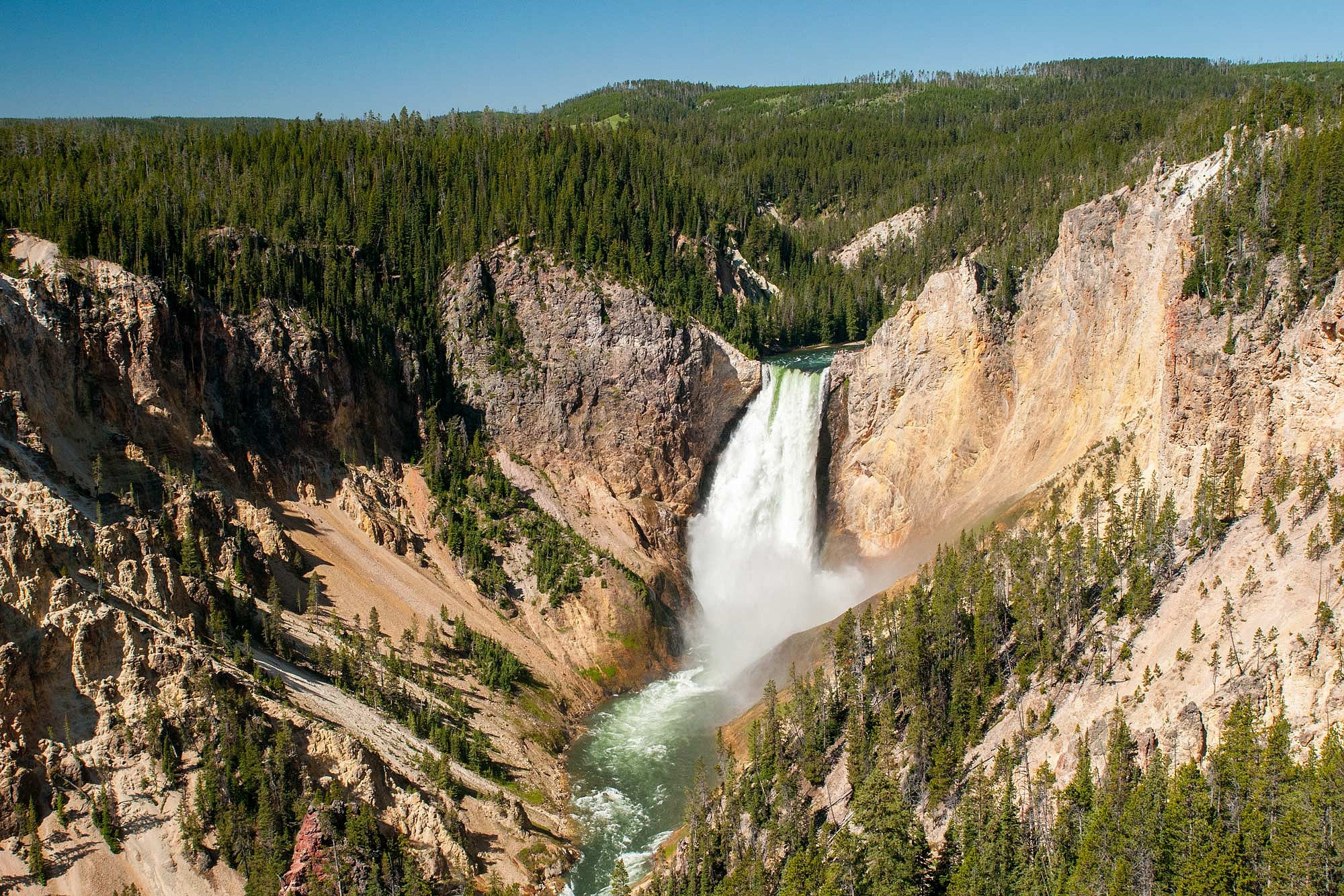 Yellowstone waterfall