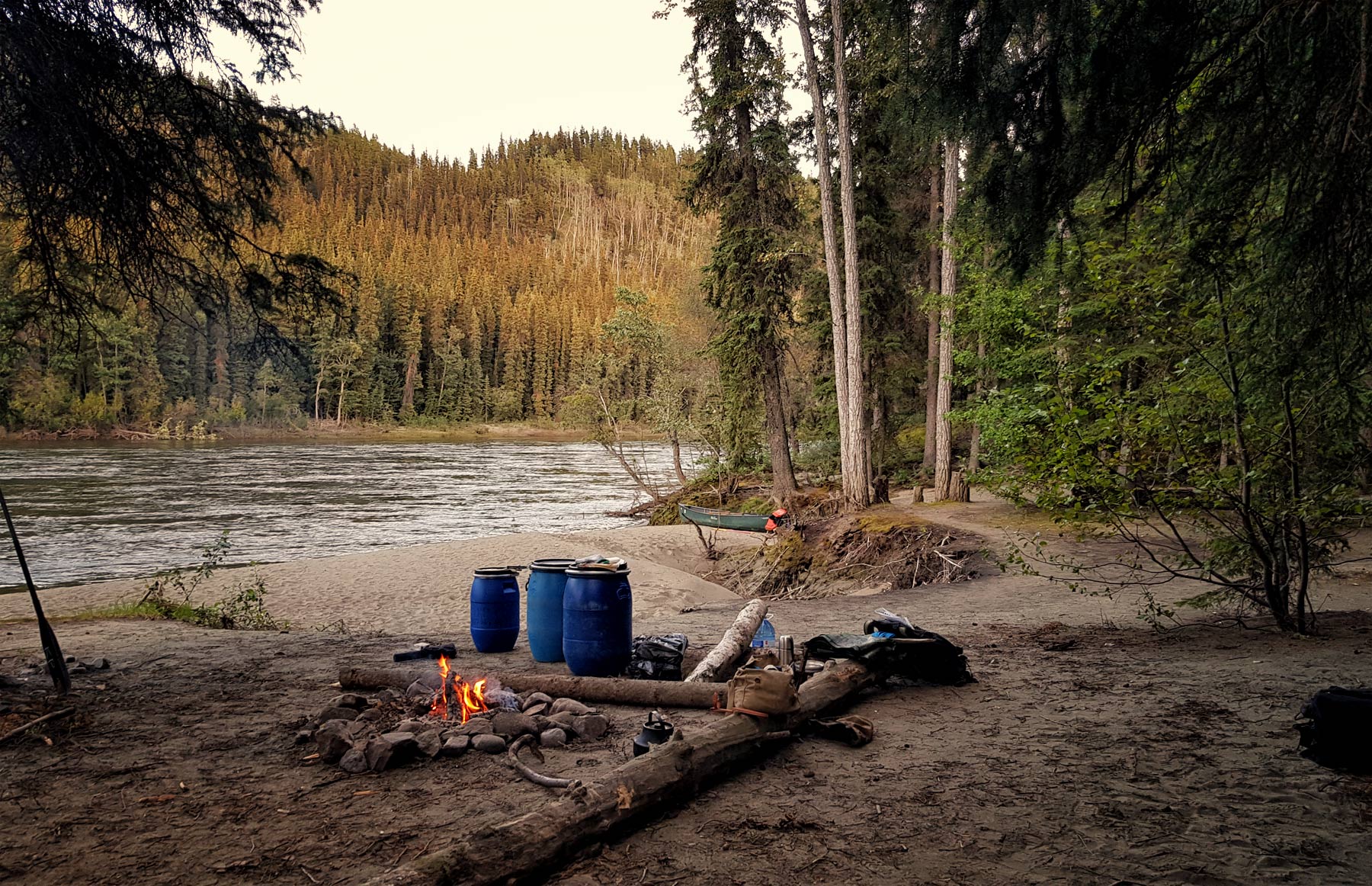 Teslin River plná slunce